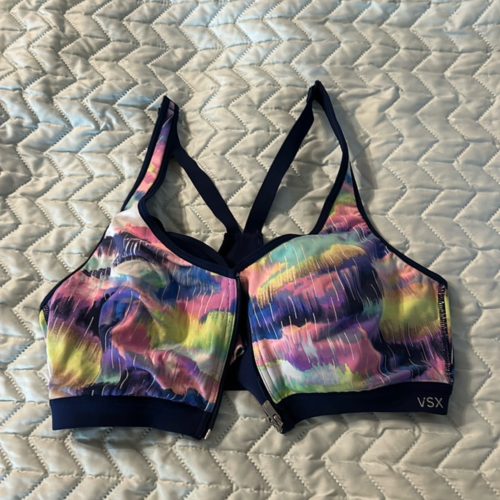 Victoria’s Secret sport zip front bra